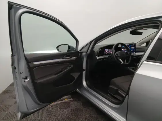 VOLKSWAGEN GOLF VIII - voiture d'occasion - Photo 18