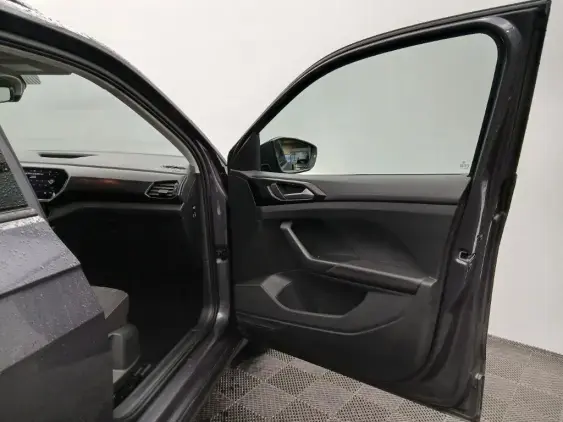 VOLKSWAGEN T-CROSS - voiture d'occasion - Photo 19