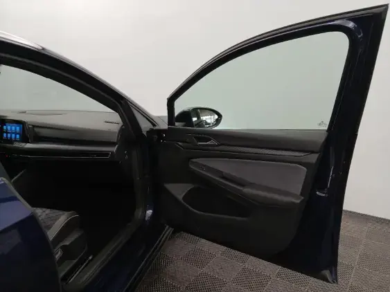 VOLKSWAGEN GOLF VIII - voiture d'occasion - Photo 18