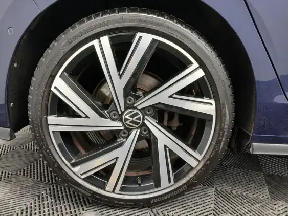 VOLKSWAGEN GOLF VIII - voiture d'occasion - Photo 22