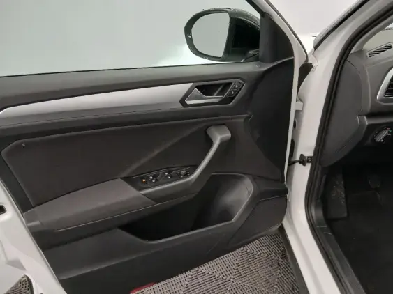 VOLKSWAGEN T-ROC - voiture d'occasion - Photo 16