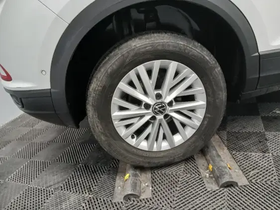 VOLKSWAGEN T-ROC - voiture d'occasion - Photo 21