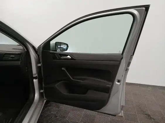 VOLKSWAGEN POLO VI - voiture d'occasion - Photo 18