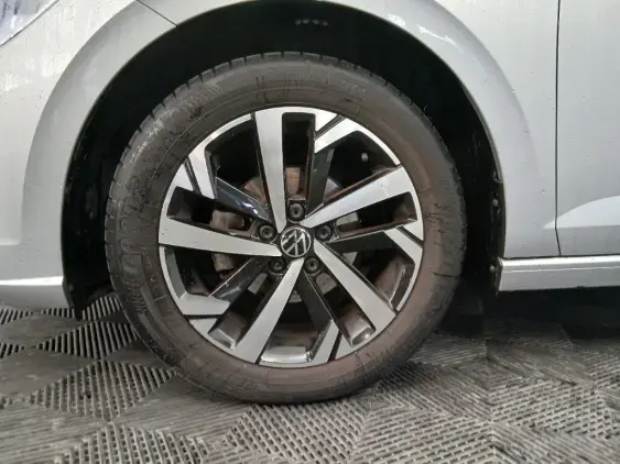 VOLKSWAGEN POLO VI - voiture d'occasion - Photo 20