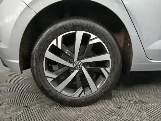 VOLKSWAGEN POLO VI - voiture d'occasion - Photo 22