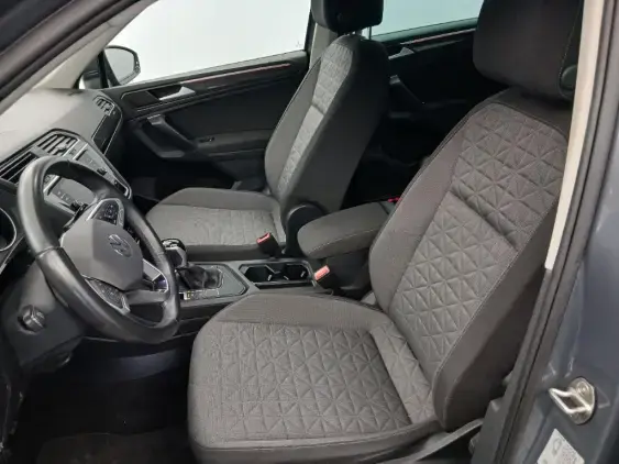 VOLKSWAGEN TIGUAN II - voiture d'occasion - Photo 17