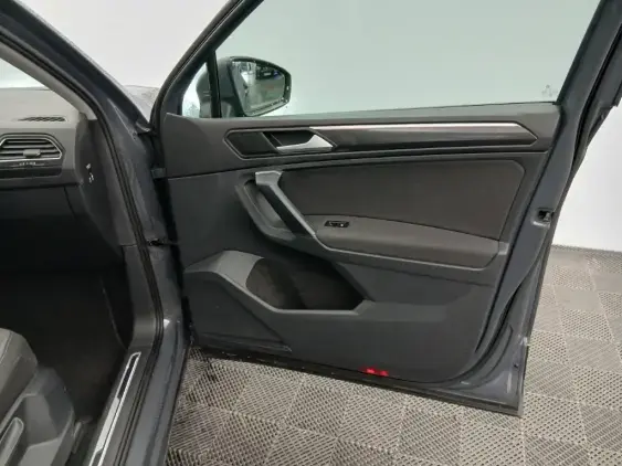 VOLKSWAGEN TIGUAN II - voiture d'occasion - Photo 19