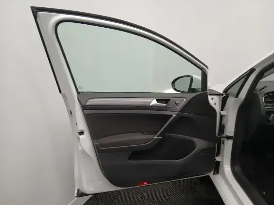 VOLKSWAGEN GOLF VII - voiture d'occasion - Photo 17