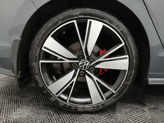 VOLKSWAGEN GOLF VIII - voiture d'occasion - Photo 22