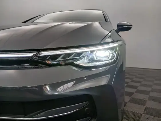 VOLKSWAGEN GOLF VIII - voiture d'occasion - Photo 19