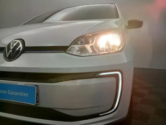 VOLKSWAGEN E-UP! II - voiture d'occasion - Photo 19