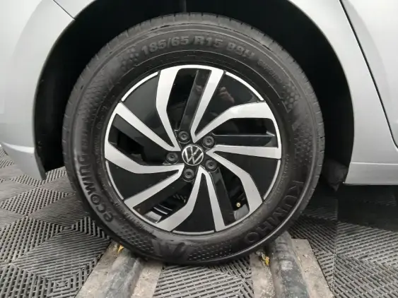 VOLKSWAGEN POLO VI - voiture d'occasion - Photo 22