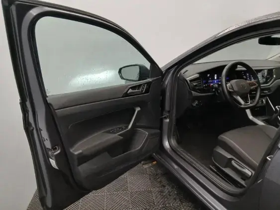 VOLKSWAGEN POLO VI - voiture d'occasion - Photo 17