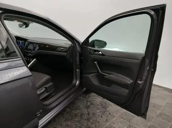 VOLKSWAGEN POLO VI - voiture d'occasion - Photo 18