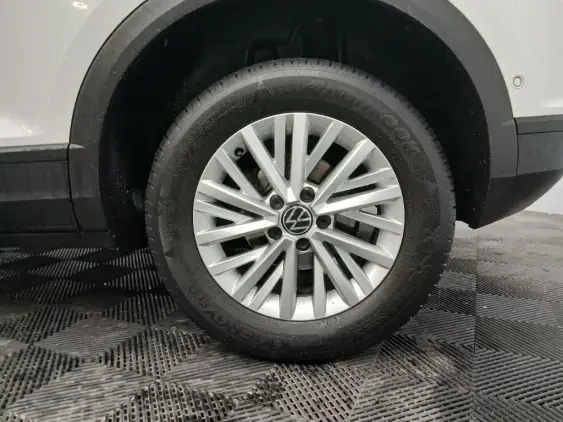 VOLKSWAGEN T-ROC - voiture d'occasion - Photo 22