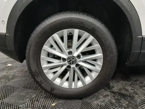 VOLKSWAGEN T-ROC - voiture d'occasion - Photo 23