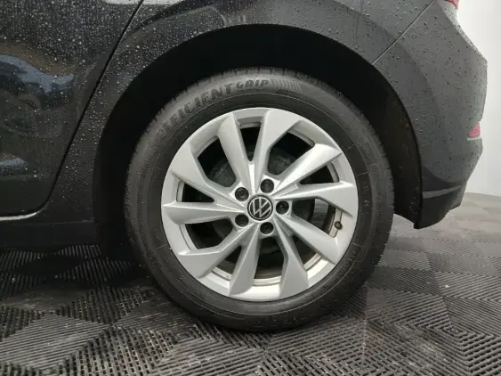 VOLKSWAGEN POLO VI - voiture d'occasion - Photo 22