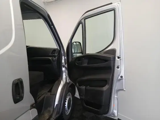 IVECO DAILY V - voiture d'occasion - Photo 18