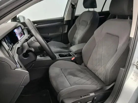 VOLKSWAGEN GOLF VIII - voiture d'occasion - Photo 17