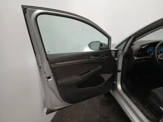 VOLKSWAGEN GOLF VIII - voiture d'occasion - Photo 18