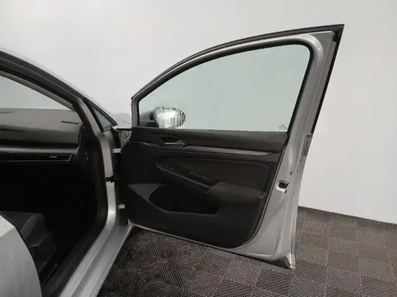 VOLKSWAGEN GOLF VIII - voiture d'occasion - Photo 19