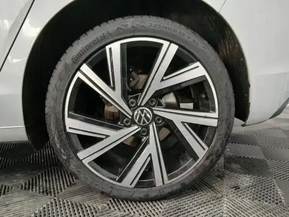 VOLKSWAGEN GOLF VIII - voiture d'occasion - Photo 22