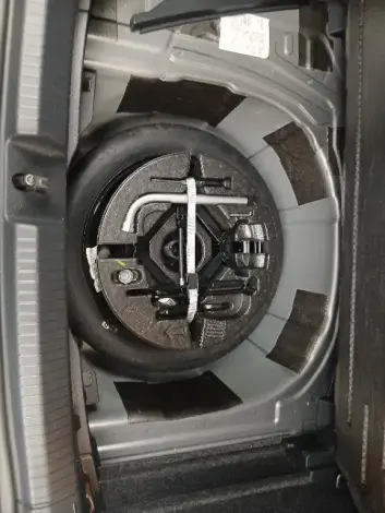 VOLKSWAGEN POLO VI - voiture d'occasion - Photo 16