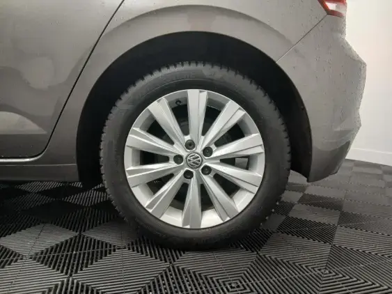 VOLKSWAGEN POLO VI - voiture d'occasion - Photo 22