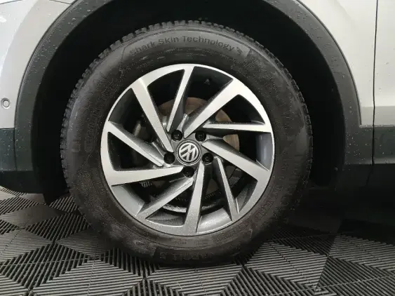 VOLKSWAGEN TIGUAN II - voiture d'occasion - Photo 21