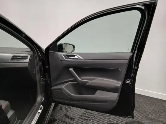 VOLKSWAGEN POLO VI - voiture d'occasion - Photo 19