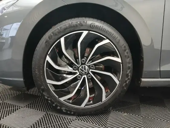 VOLKSWAGEN GOLF VIII - voiture d'occasion - Photo 21