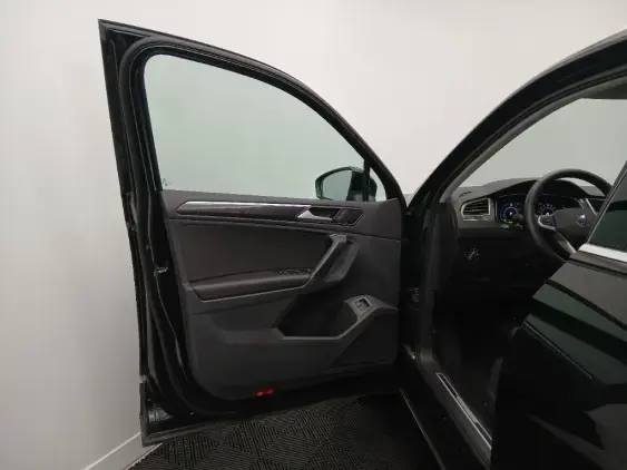 VOLKSWAGEN TIGUAN II - voiture d'occasion - Photo 17