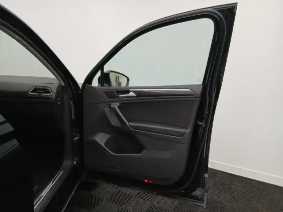 VOLKSWAGEN TIGUAN II - voiture d'occasion - Photo 18