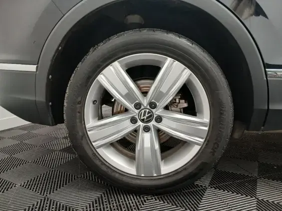 VOLKSWAGEN TIGUAN II - voiture d'occasion - Photo 22