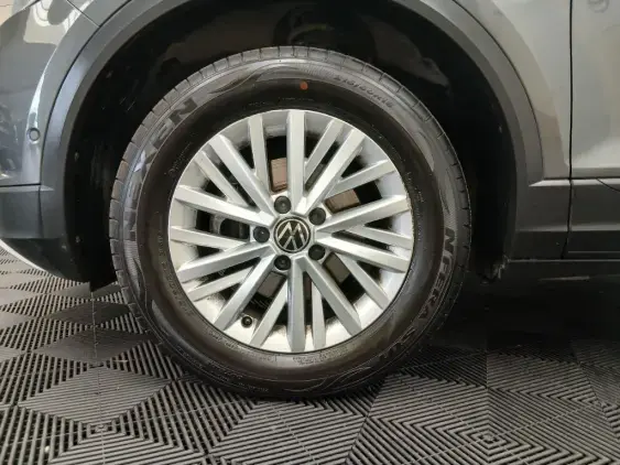 VOLKSWAGEN T-ROC - voiture d'occasion - Photo 21