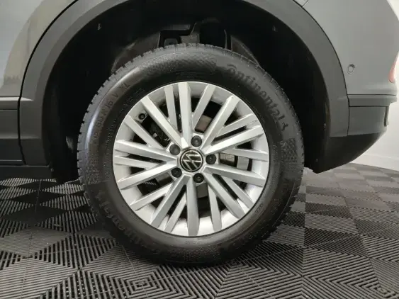 VOLKSWAGEN T-ROC - voiture d'occasion - Photo 22