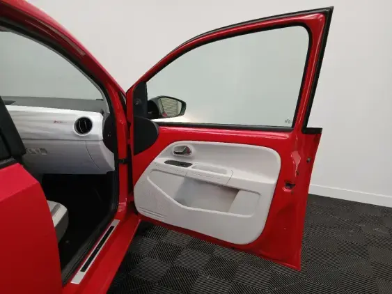 VOLKSWAGEN E-UP! I - voiture d'occasion - Photo 18