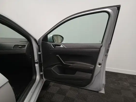 VOLKSWAGEN TAIGO - voiture d'occasion - Photo 19