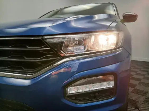 VOLKSWAGEN T-ROC - voiture d'occasion - Photo 19