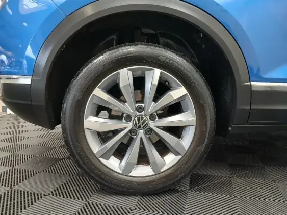 VOLKSWAGEN T-ROC - voiture d'occasion - Photo 22