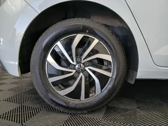 VOLKSWAGEN POLO VI - voiture d'occasion - Photo 22