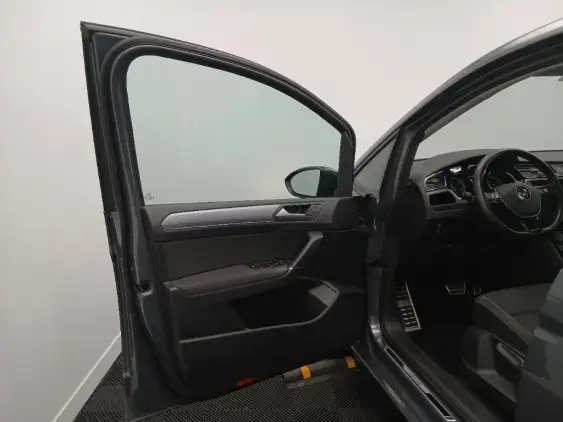 VOLKSWAGEN TOURAN III - voiture d'occasion - Photo 17