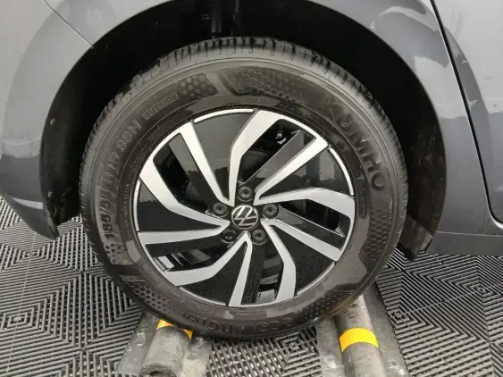 VOLKSWAGEN POLO VI - voiture d'occasion - Photo 22