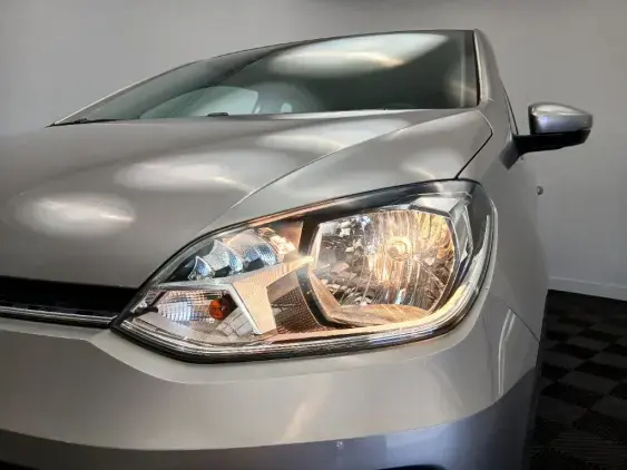 VOLKSWAGEN UP - voiture d'occasion - Photo 19