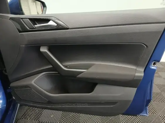 VOLKSWAGEN POLO VI - voiture d'occasion - Photo 18