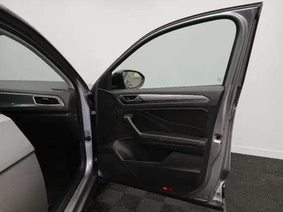 VOLKSWAGEN T-ROC - voiture d'occasion - Photo 19