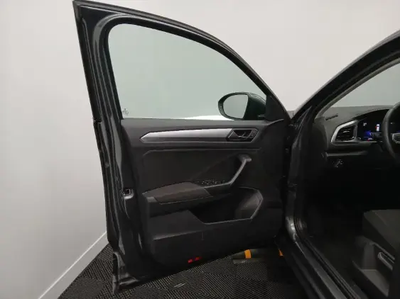 VOLKSWAGEN T-ROC - voiture d'occasion - Photo 17