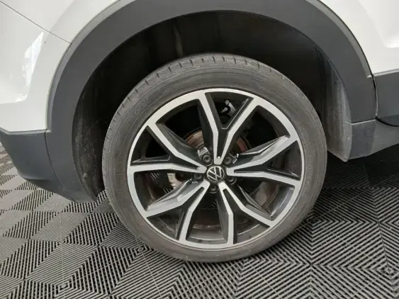 VOLKSWAGEN T-CROSS - voiture d'occasion - Photo 22