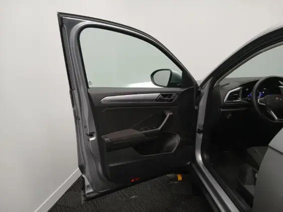 VOLKSWAGEN T-ROC - voiture d'occasion - Photo 17