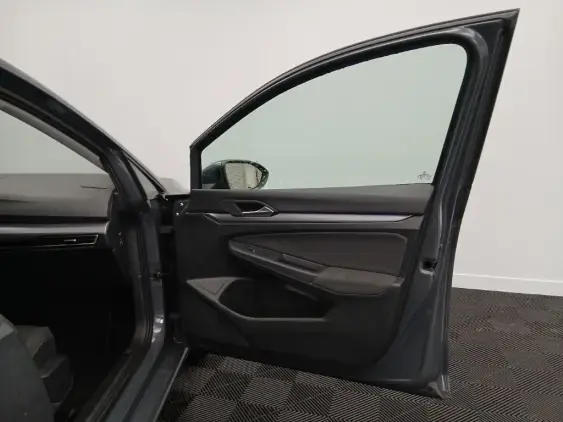 VOLKSWAGEN GOLF VIII - voiture d'occasion - Photo 19